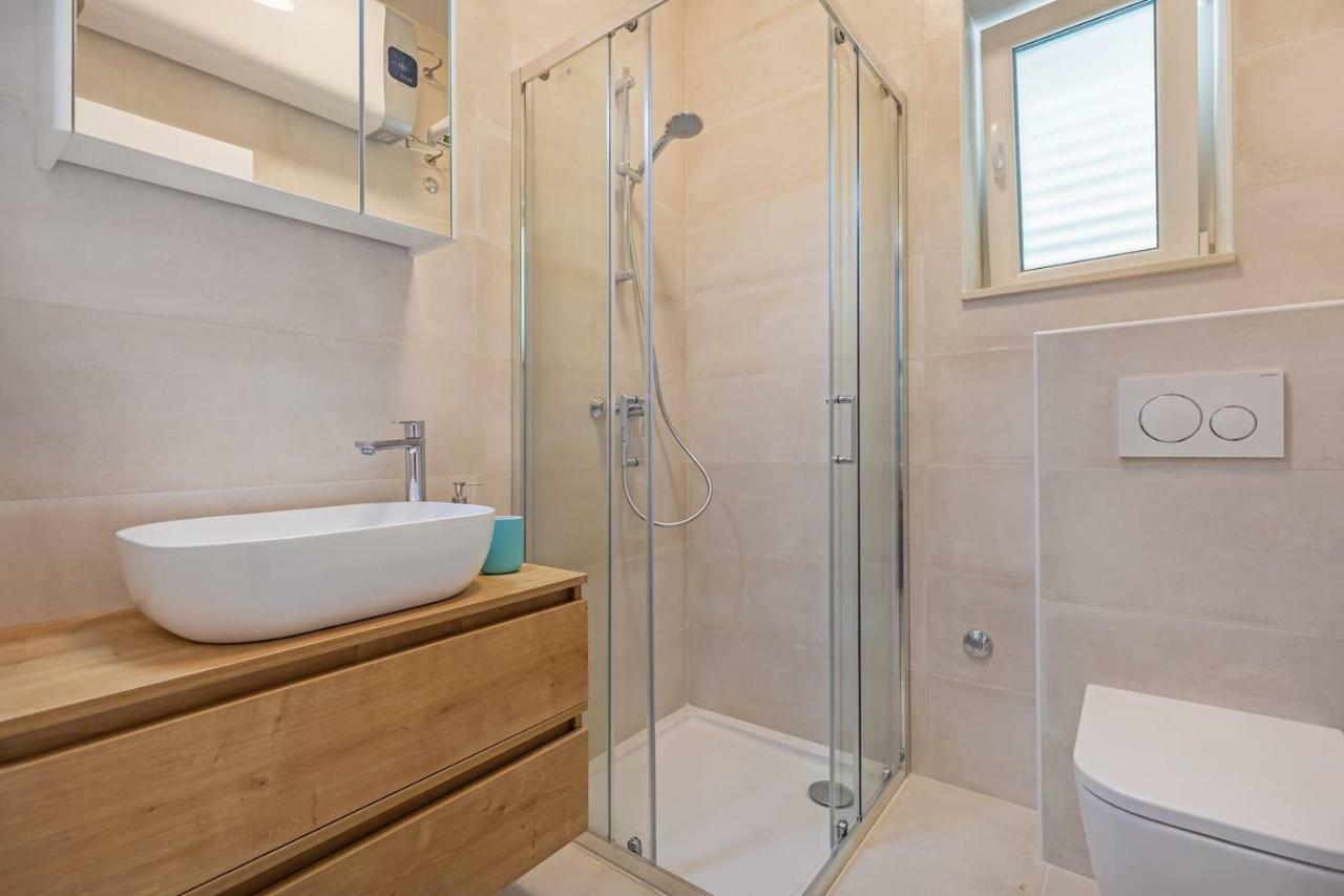 St Jakov Superior Beach Apartment With Free Parking Dubrovnik Exterior photo